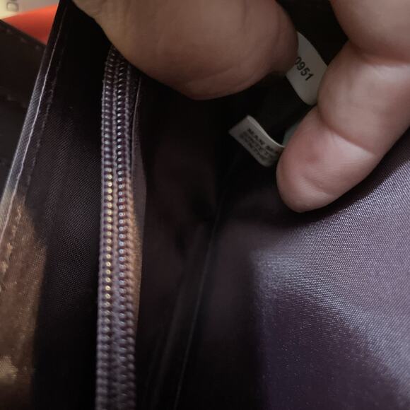 Women’s Plaid Card Billfold Wallet 7.5x4” Silver - Picture 8 of 11